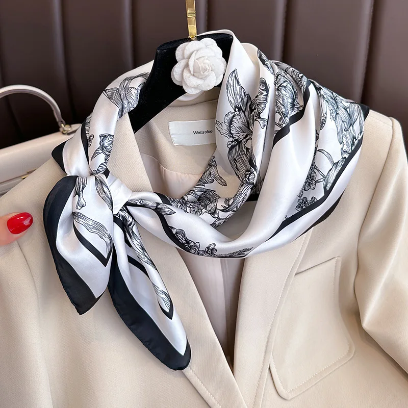 70*70cm Luxury Floral Print Si - огляд і ціна Luxury Bags Casual