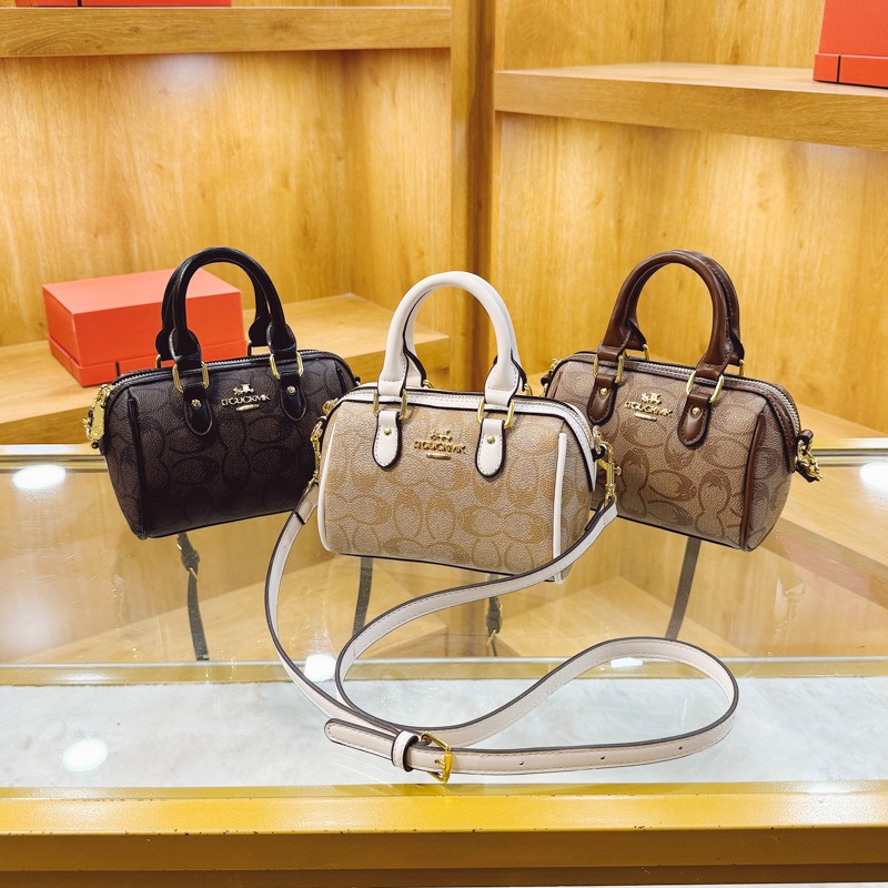 2026 New Classic Retro Boston  - огляд і ціна Luxury Bags Coach