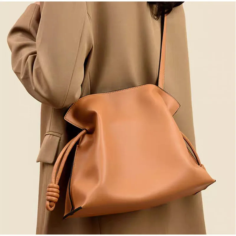 Brand Design Cowhide Lucky Bag - огляд і ціна Luxury Bags Shopping