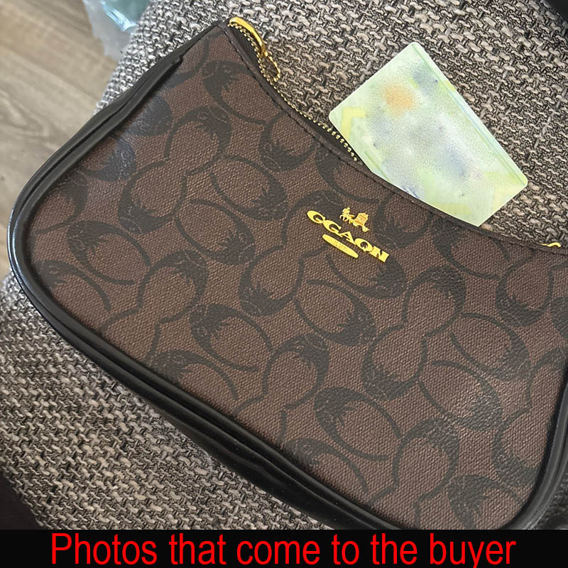 Women's Chain Bags Pvc Geometr - огляд і ціна Luxury Bags Coach