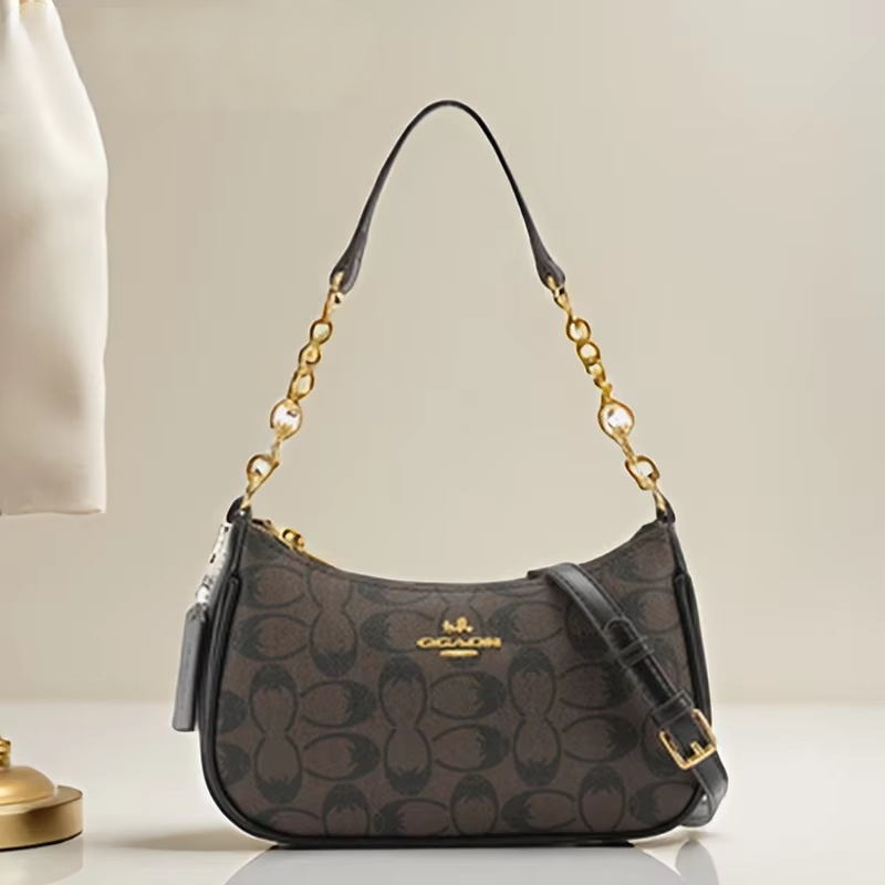 Women's Chain Bags Pvc Geometr - огляд і ціна Luxury Bags Coach