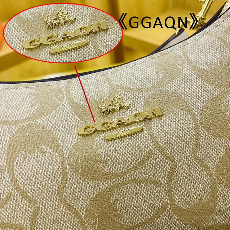 Women's Chain Bags Pvc Geometr - огляд і ціна Luxury Bags Coach