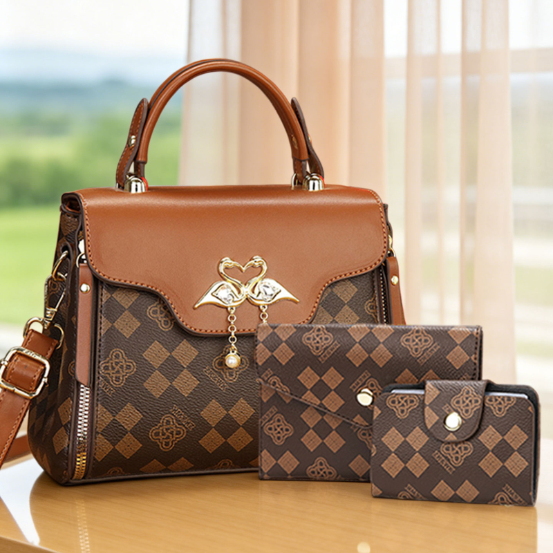3-piece women's bag set, light - огляд і ціна Luxury Bags Casual
